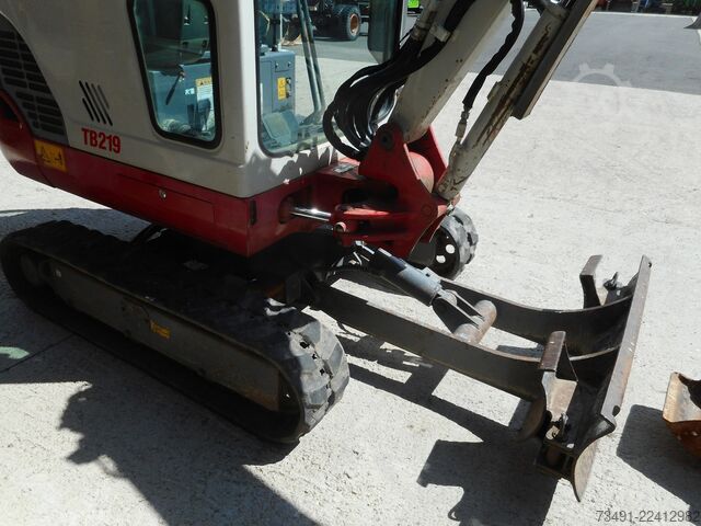 Minibagger Takeuchi TB 219 ( 2.020kg ) POWERTILT