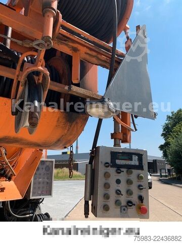 Saugwagen MAN TGA 26.410 6x2 Wiedemann Super 2000, Recycler