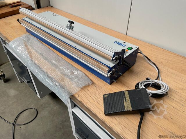 Foil sealing machine with cutting device GEHO TM 800 D