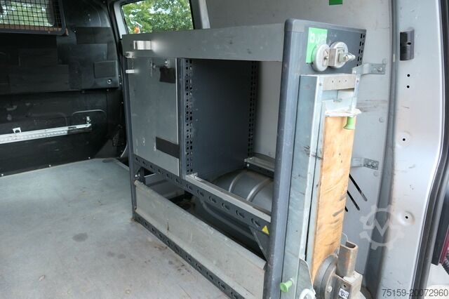 Kastenwagen Volkswagen T5 Transporter 2.0 TDI 4Motion Flügeltür Klima AHK Standheizung