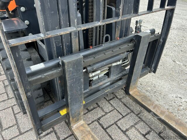 Gabelstapler Doosan G25GP