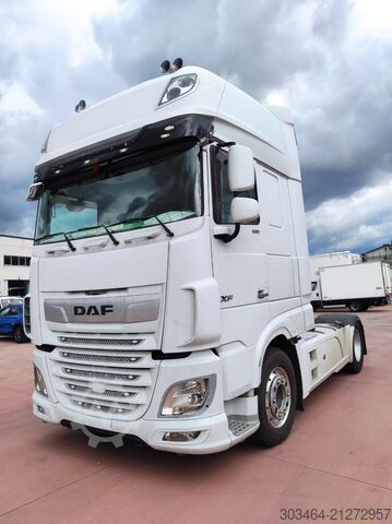 Standard tractor unit DAF XF 530 FT SSC