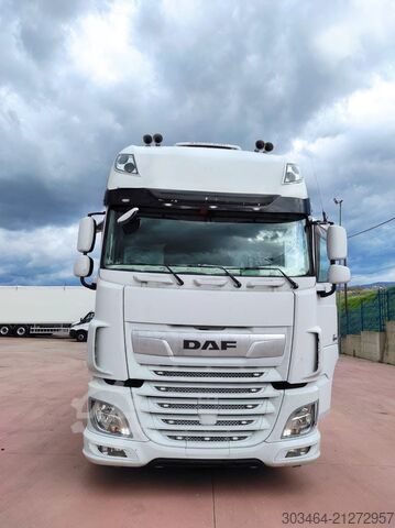 Standard tractor unit DAF XF 530 FT SSC