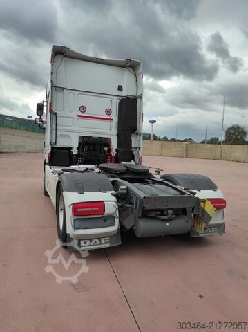 Standard tractor unit DAF XF 530 FT SSC