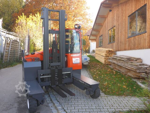 Four-way side loader Combilift C4000