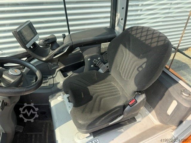 Electric 4-wheel forklift Still RX20-20P