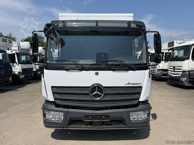 Box van MERCEDES-BENZ ATEGO 821 L Koffer 4,10 m LBW 1 T*SEITENTÜRE