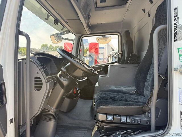 Box van MERCEDES-BENZ ATEGO 821 L Koffer 4,10 m LBW 1 T*SEITENTÜRE