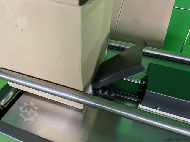 Semi-automatic case erector Kartonaufrichter / Bodenklappenfalter CF 10 T