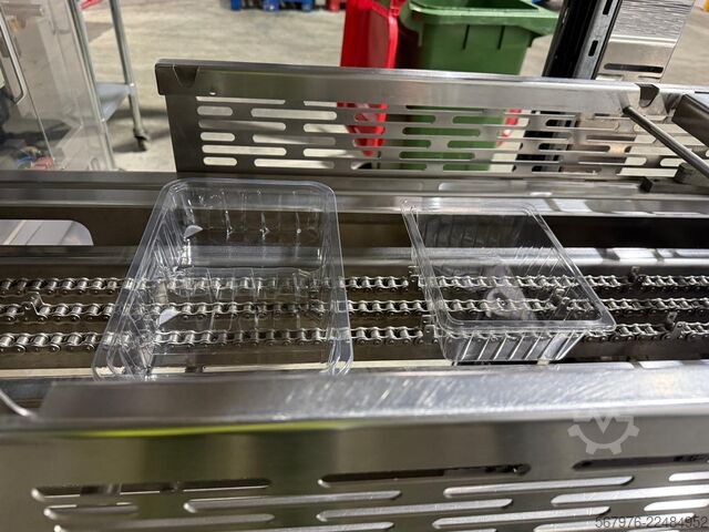 Inline Heat-Sealing Machine PA Eclipse SL4 Inline Heat-Sealing Machine with C1 Automated Conveyor