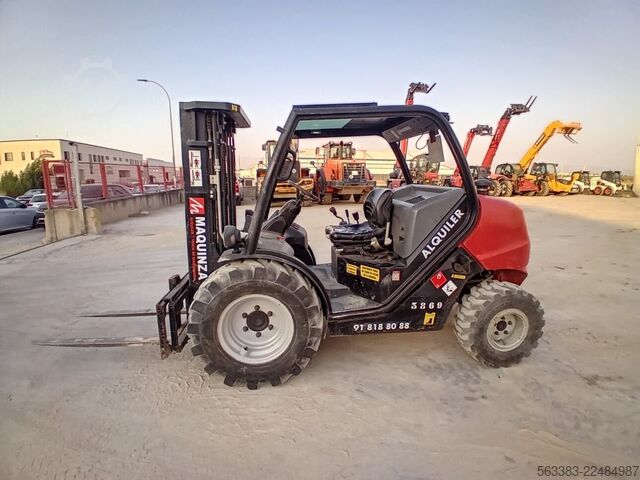 Geländestapler Manitou MC18.4 D