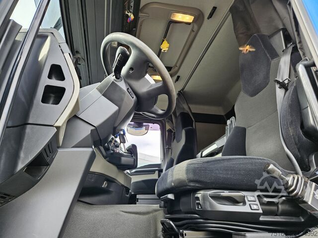 Standard SZM MAN TGS 22.510 BL 4x4