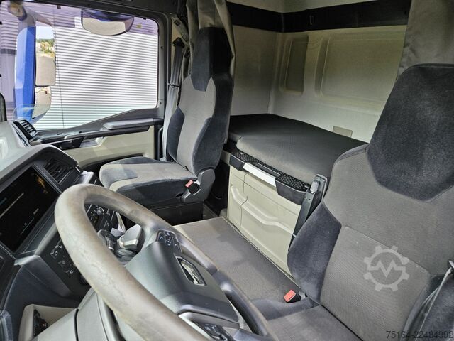 Standard SZM MAN TGS 22.510 BL 4x4