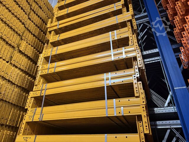 High-bay warehouse Pallet rack traverse Jungheinrich MPB / K: 80x50 mm lichte Weite: 1.350 mm / Kopftraverse