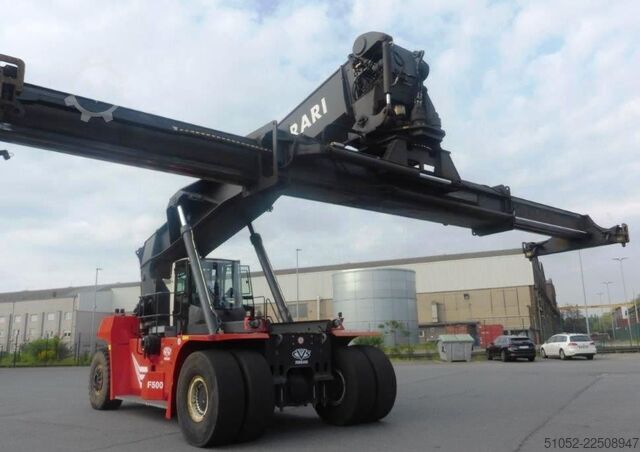 Full-container reach stacker CVS Ferrari F500RS3
