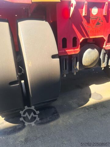 Full-container reach stacker CVS Ferrari F478
