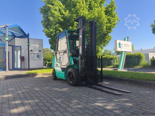 LPG Forklifts Mitsubishi FG25N