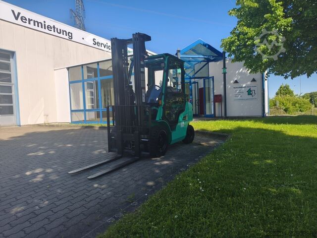 LPG Forklifts Mitsubishi FG25N