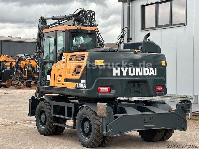Mobile excavator HYUNDAI HW 140A  4x4 hydr. Stützen Kamera Klima