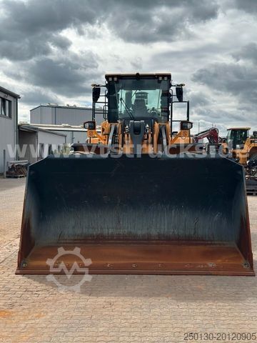 Radlader HYUNDAI HL 975 A CVT 4x4