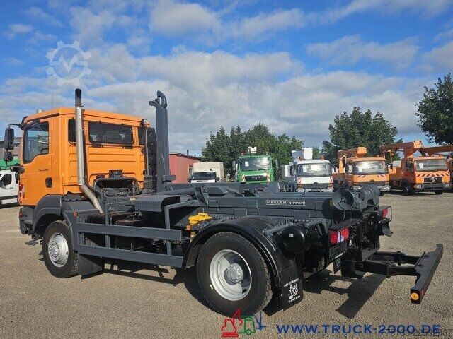 Abrollkipper MAN TGM 15.250 4x4 Meiller Kommunalausstattung