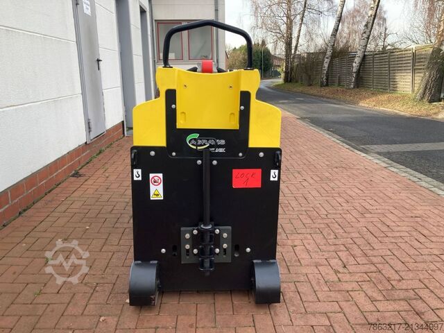 Tow Tractor Hyster LO 7.0T