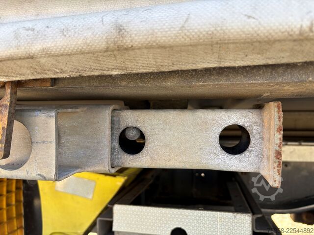 Wechselbrücke mit Pritsche & Plane Wecon Jumbo XXL Innen 3090 mm Hubdach Verzinkt