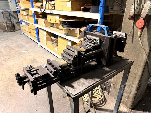 Presseinrichtung TEKNA TK 280 HG 7 E