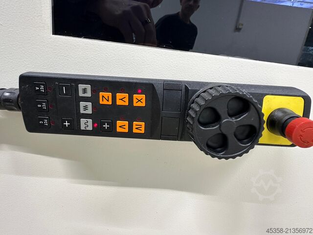 Universal-Bearbeitungszentrum DMG MORI DMU 60 evo