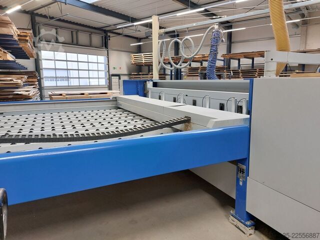 Holzma HPP 380/43/43/L Plattenaufteilsäge (2007) Holzma HPP 380/43/43/L
