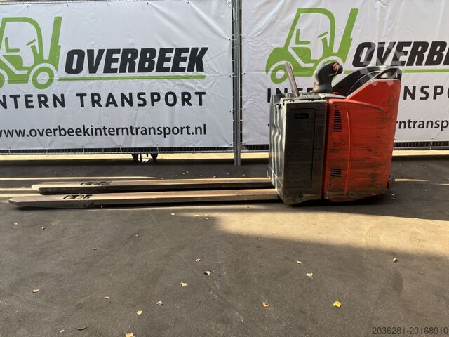 Stand-on stacker Linde T25SP-02