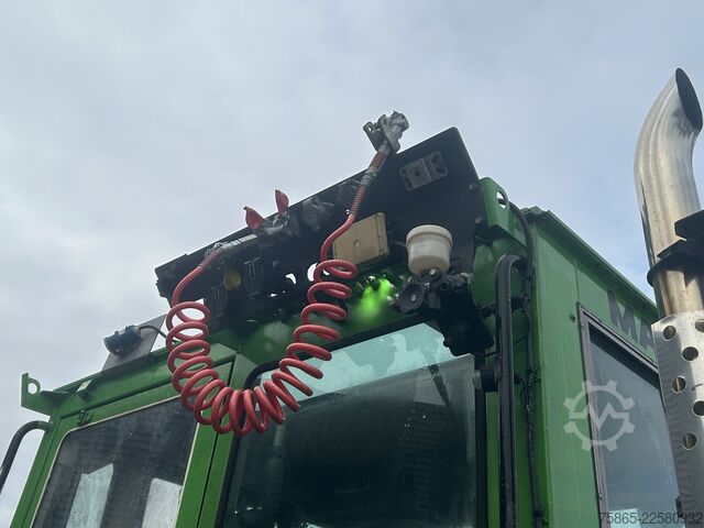 Standard tractor Mafi MT 25 T / Terminal Tractor / Cummins Motor / Li...