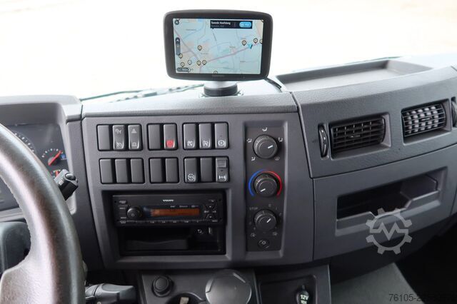 Box body Volvo FL 250 Bak+Dhollandiaklep 1500 kg. Volvo dealer...