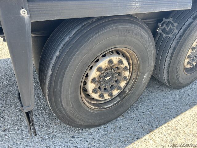 Flatbed Schmitz Cargobull SCB S3T / Plateau - Flat Bed / Disk Brakes / Sw...