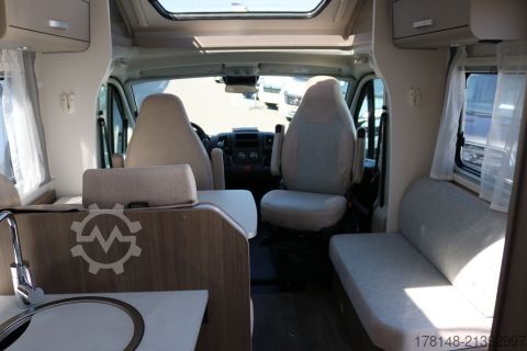 Semi-integrated camper Carado T 448 Pro+