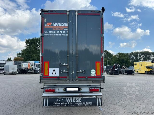 Walking floor semitrailer KRAKER CF-Z Schubboden 92m³ Sehr sauber