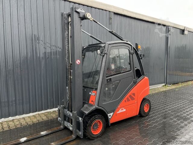 Treibgasstapler Linde H25T