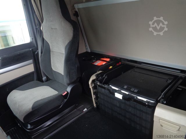 Standard tractor unit MAN TGX 18.460 BL Silokompressor Retarder