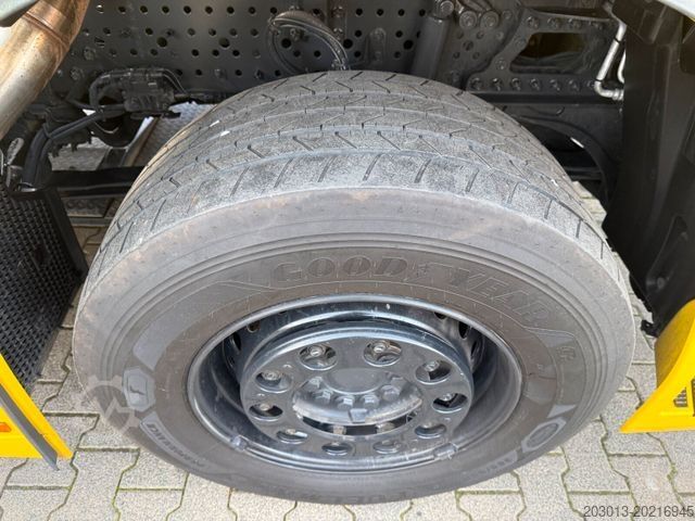 Standard tractor unit MERCEDES-BENZ Actros 1848 4x2 Kipphyd. Euro6 Blatt/Luft