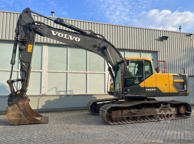 Crawler excavator Volvo EC 220 EL    2016   TOPCON 3D GPS
