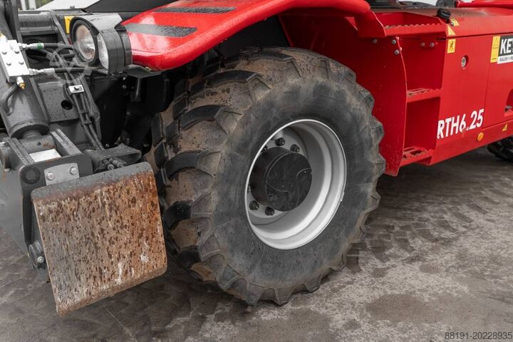 Telehandler Magni RTH 6.25