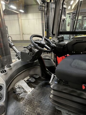 Heavy Forklift - Diesel Kalmar DCG120-12