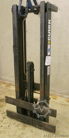 Forklift mast Clark 1,6 to 2,9m