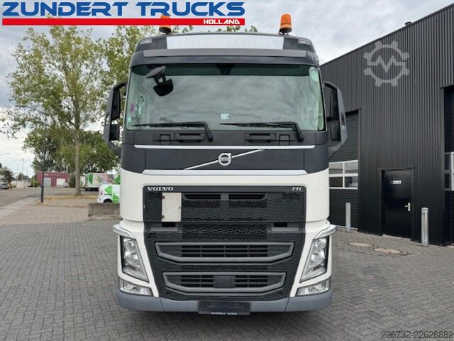 Gefährliche Stoffe Volvo FH 460 I-SAVE GLOBETROTTER, ADR, LOW KM