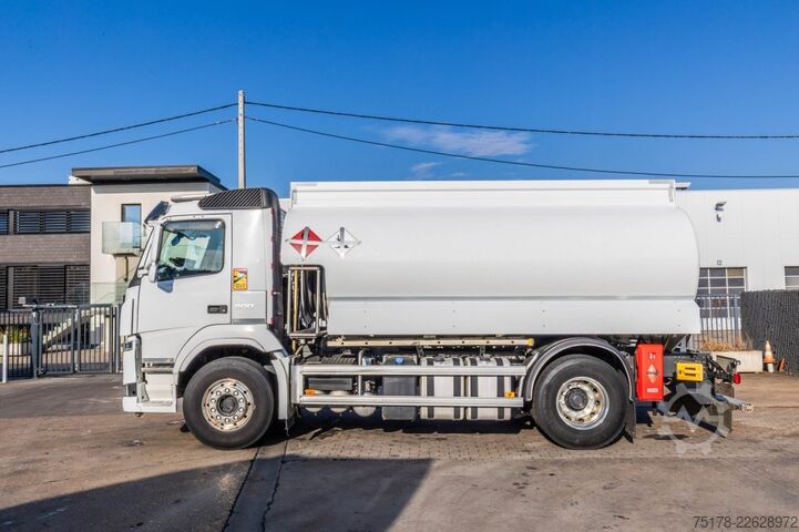 Tanker VOLVO FM 500 +MAGYAR 13.500 L /3COMP