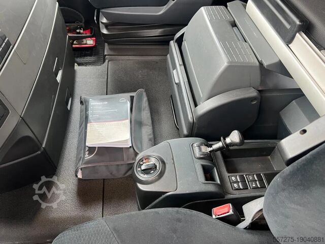 Crane truck MAN TGX 26.440 6x2/2