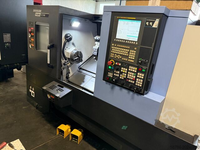 CNC lathe Doosan Puma GT2100