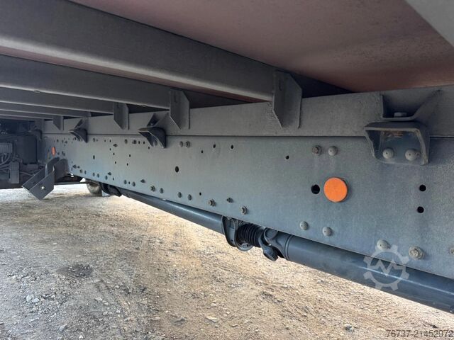 Suitcase Iveco EuroCargo 190 **190 320-BELGIAN TRUCK-DAMAGE**