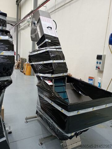 Blow molding machine Meccanoplastica / Italy MIPET 2P