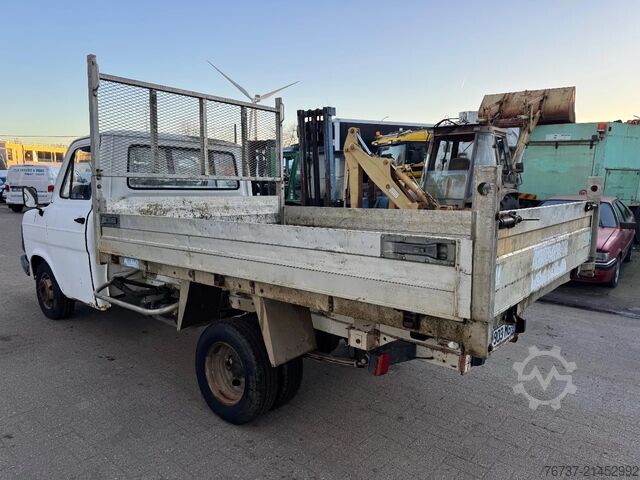 Tipper Ford TRANSIT **KIPPER-BENNE**